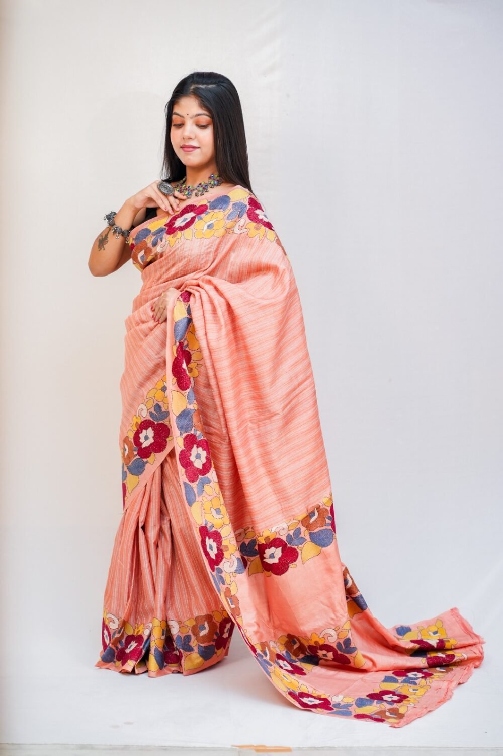 Tussar kanthastich saree - Image 2